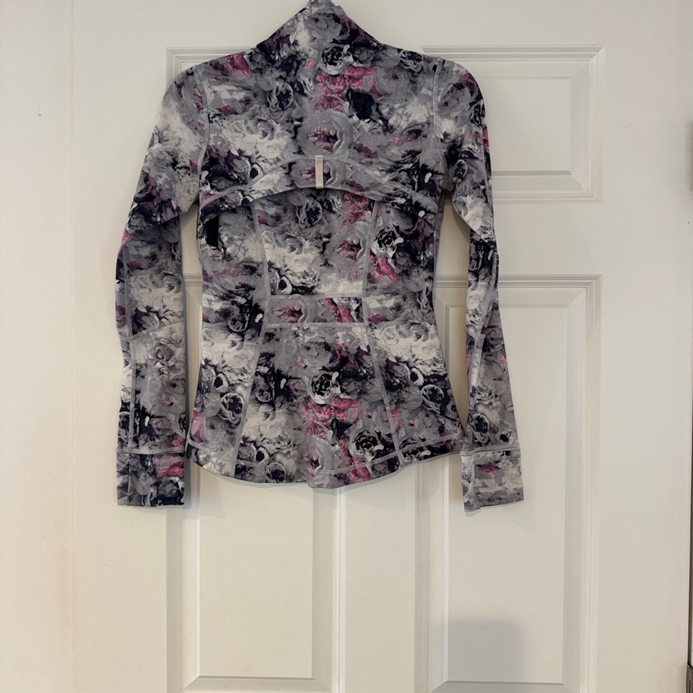 Lululemon Floral Women's Jacket - Picture 7 of 9